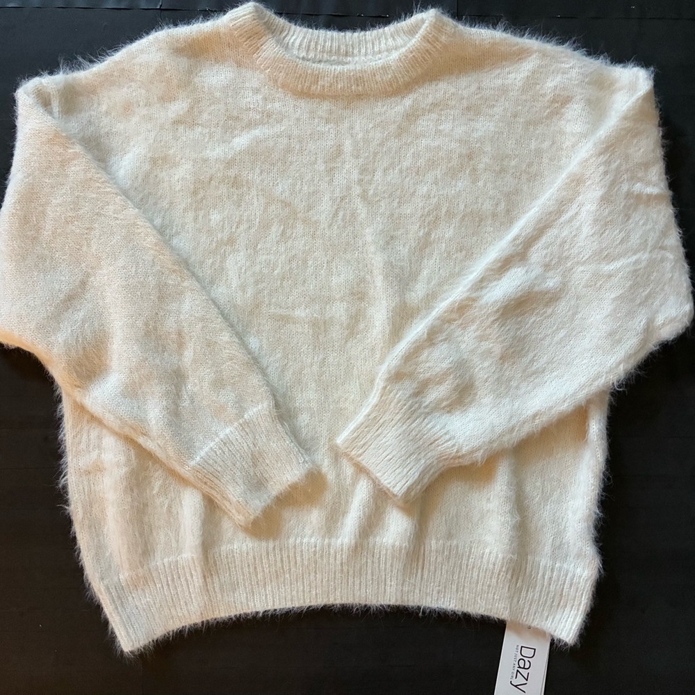 Dazy Women's Soft Cream Crew Neck Sweater